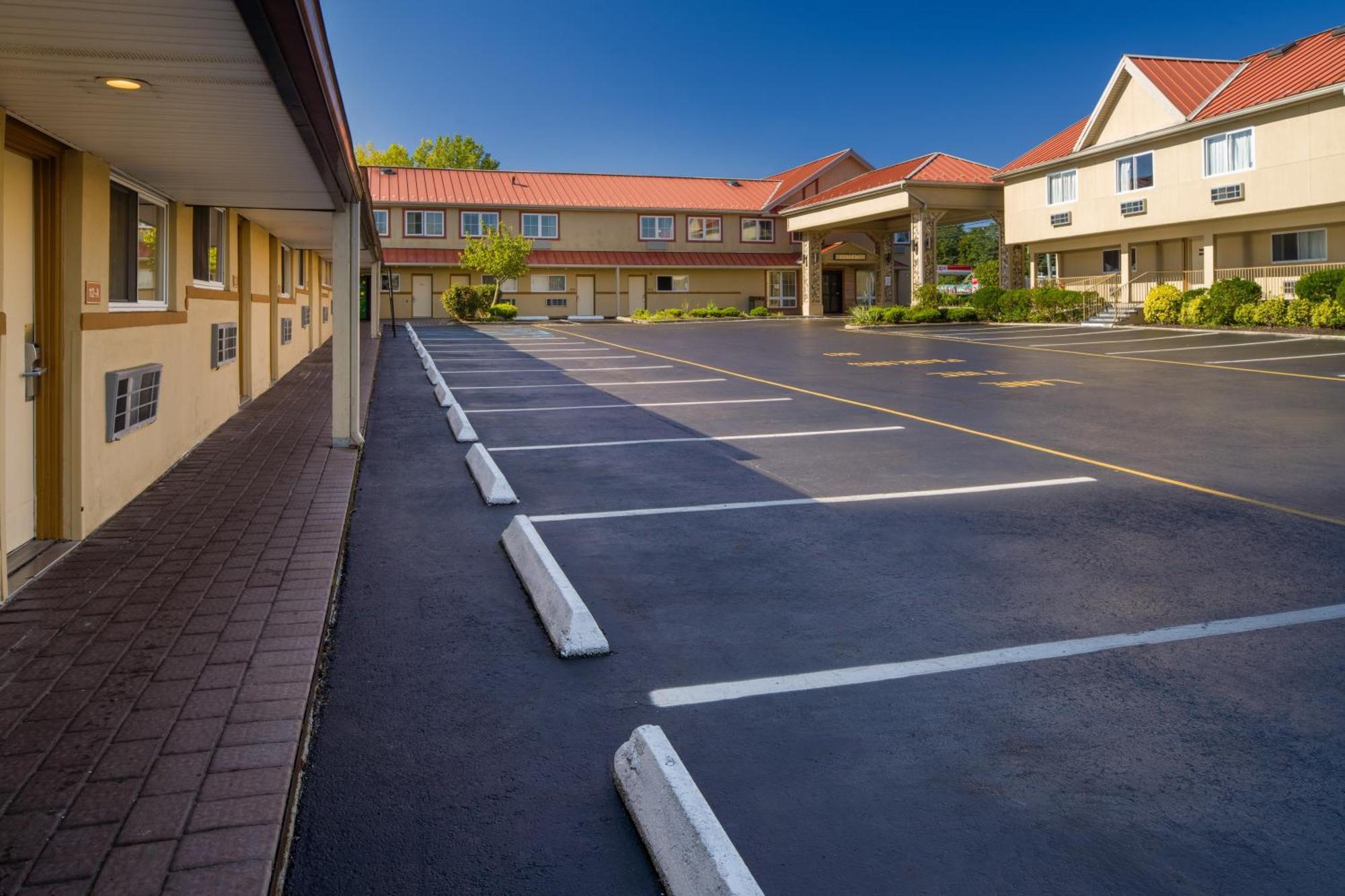 Skyview Motel Fort Lee Exterior photo